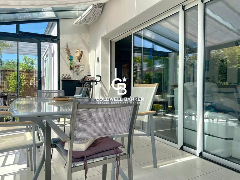 Maison Nieul-sur-Mer - 5 chambres - 168m²