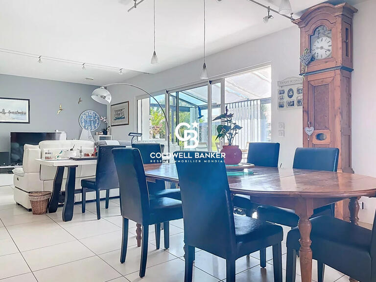 Maison Nieul-sur-Mer - 5 chambres - 168m²