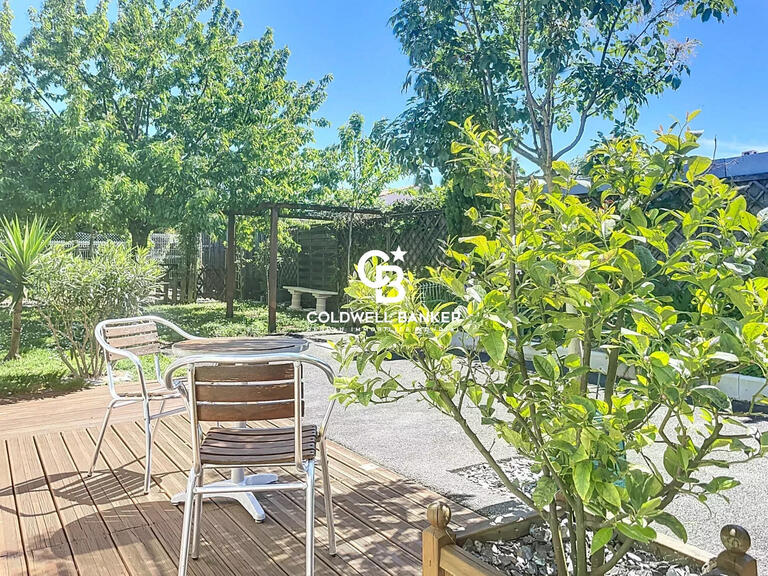 Maison Nieul-sur-Mer - 5 chambres - 168m²