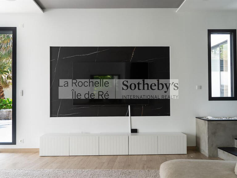 Maison Nieul-sur-Mer - 4 chambres - 200m²