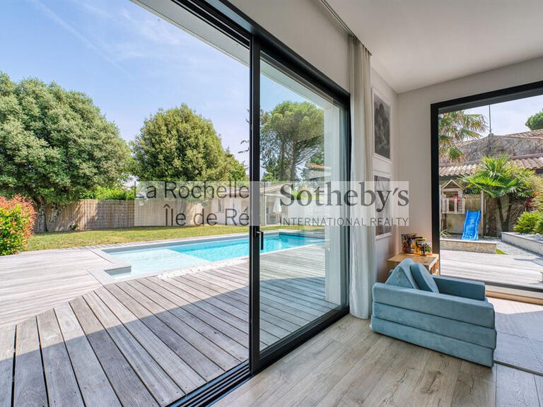 Maison Nieul-sur-Mer - 4 chambres - 200m²