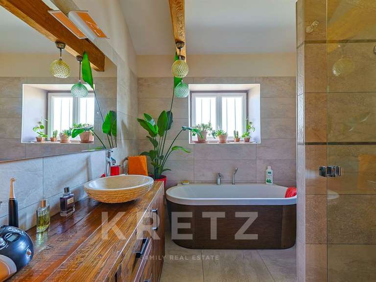 House Nieul-sur-Mer - 4 bedrooms - 147m²