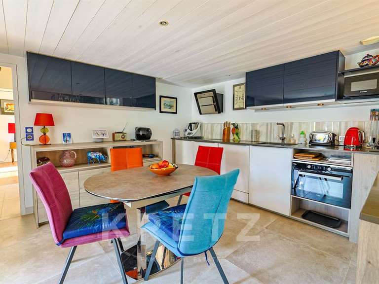 House Nieul-sur-Mer - 4 bedrooms - 147m²