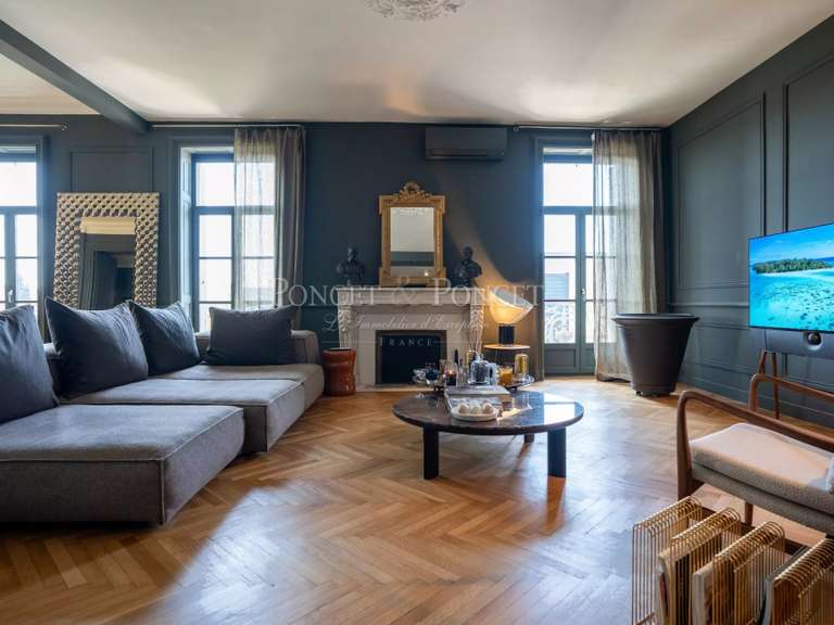 Appartement Nîmes - 3 chambres - 143m²
