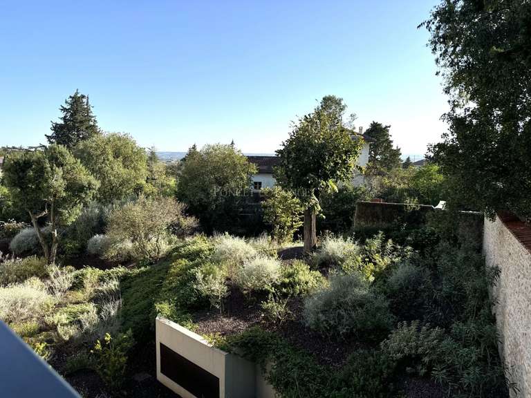 Appartement Nîmes - 3 chambres - 143m²
