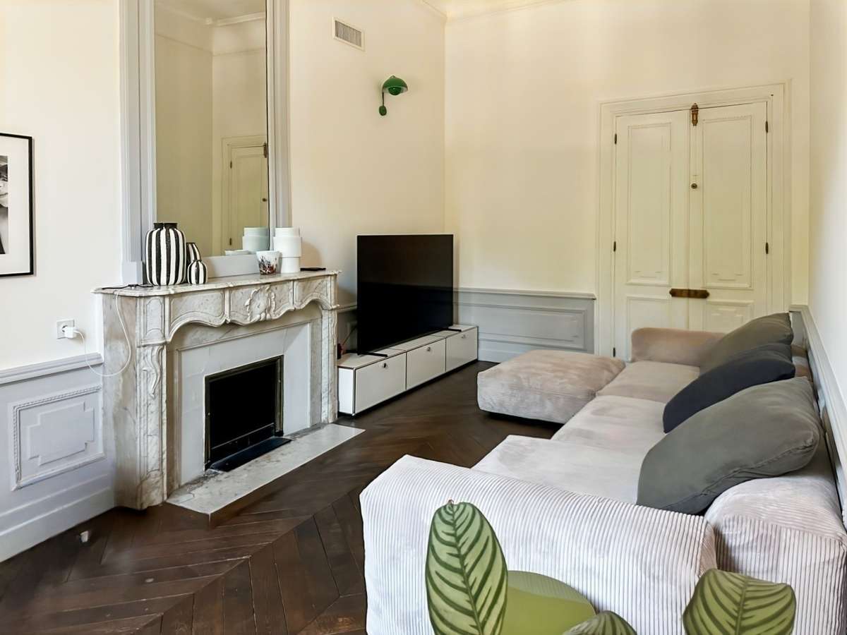 Apartment Nîmes