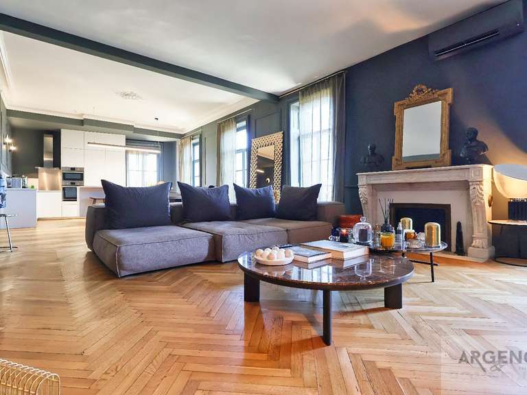 Apartment Nîmes - 3 bedrooms - 140m²