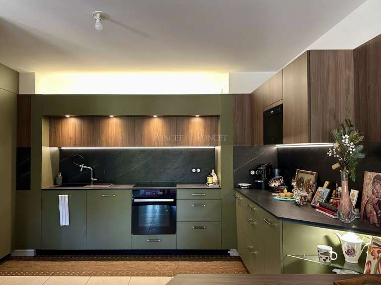 Appartement Nîmes - 3 chambres - 143m²