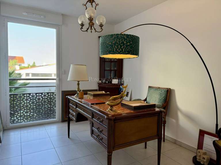 Appartement Nîmes - 3 chambres - 143m²