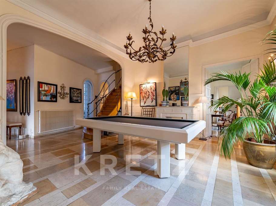 Apartment Nîmes