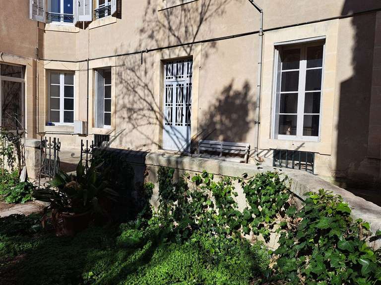 Hôtel particulier Nîmes - 11 chambres - 500m²
