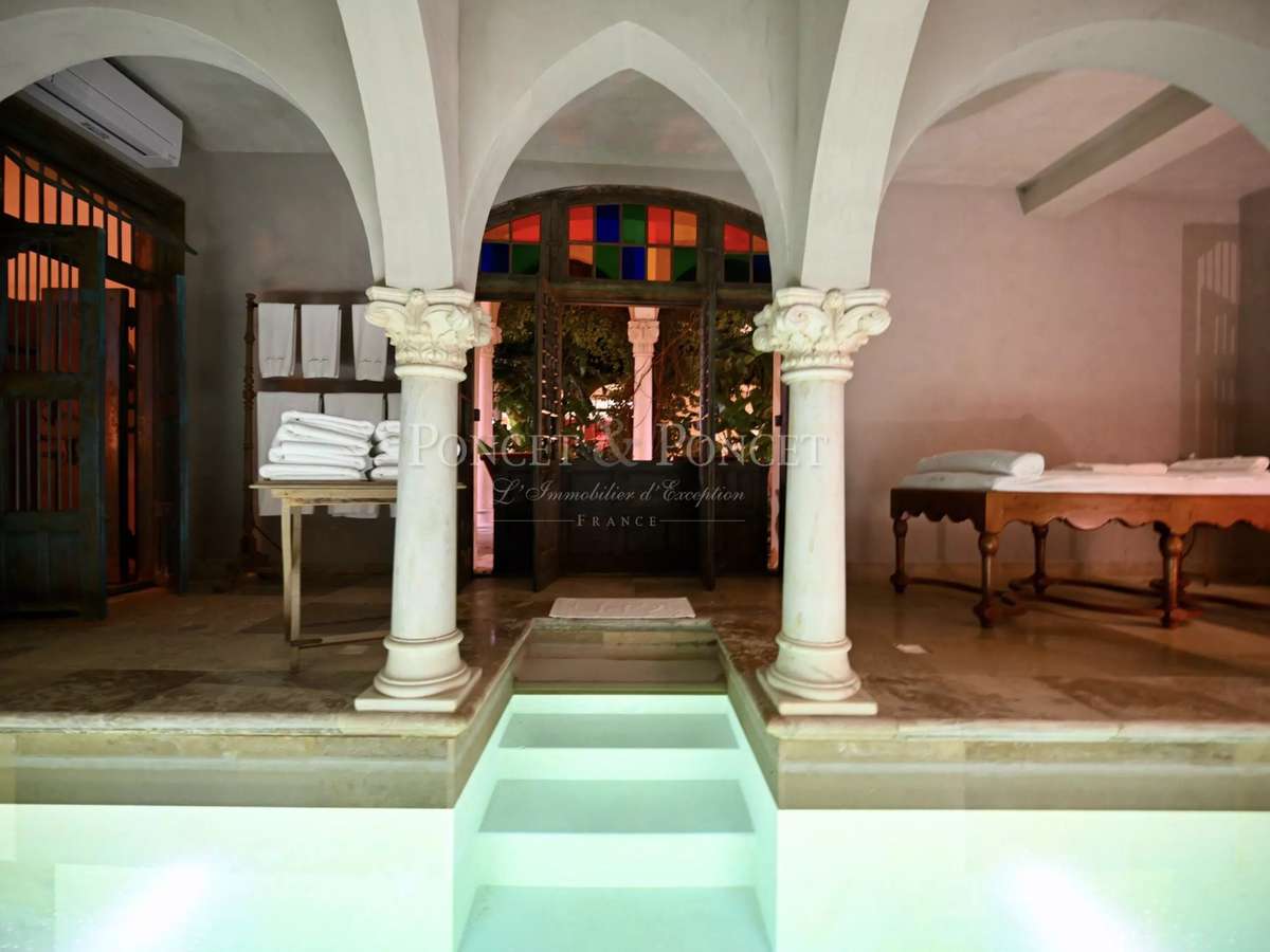 Hôtel particulier Nîmes