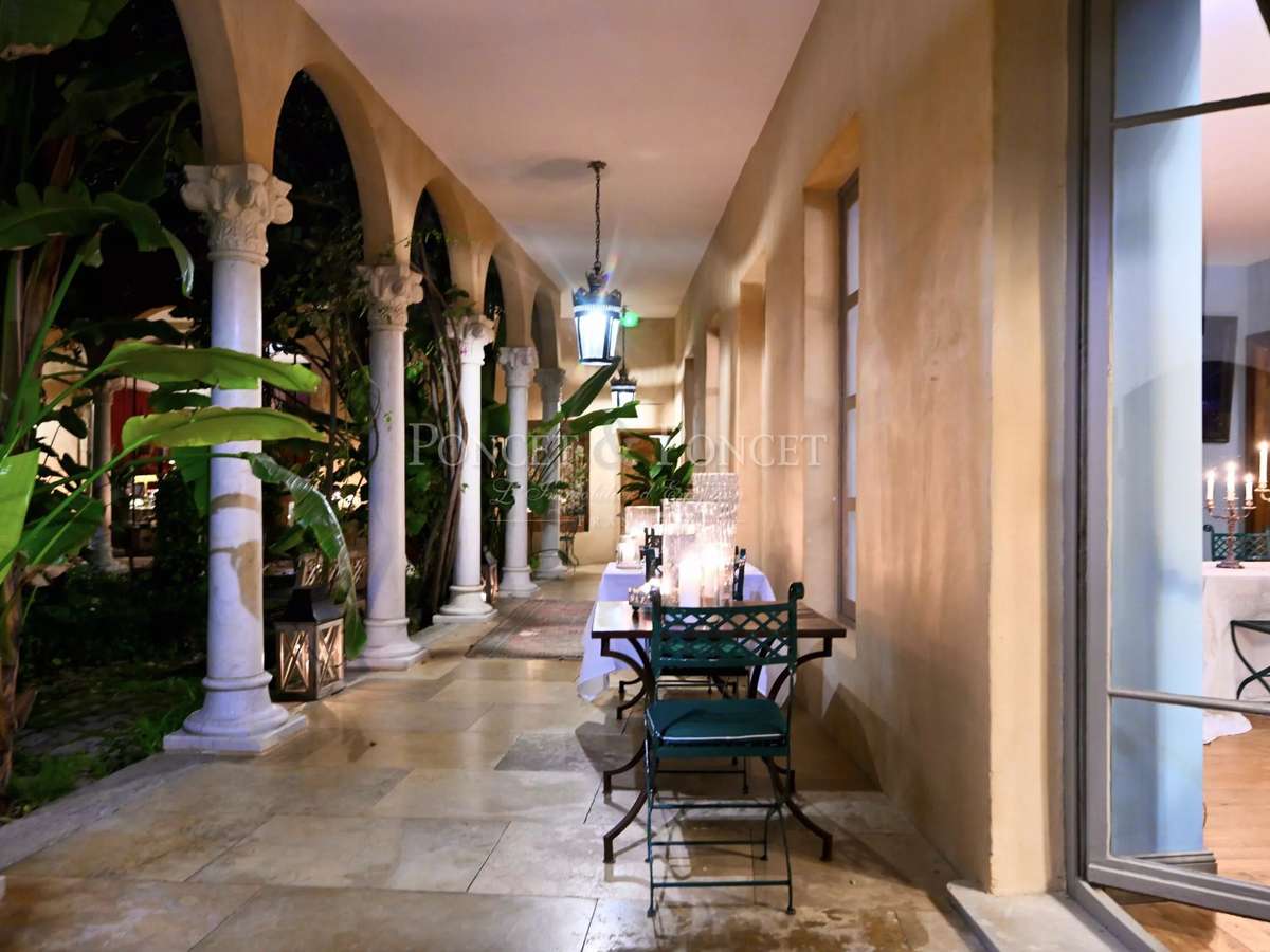 Hôtel particulier Nîmes