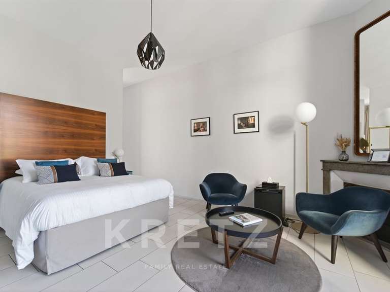 Hôtel particulier Nîmes - 7 chambres - 435m²