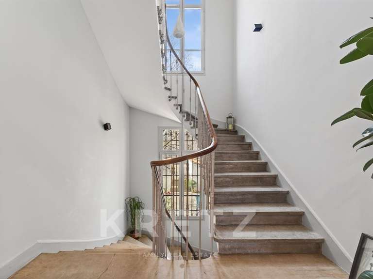 Hôtel particulier Nîmes - 7 chambres - 435m²