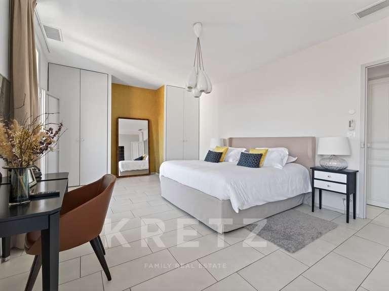 Hôtel particulier Nîmes - 7 chambres - 435m²