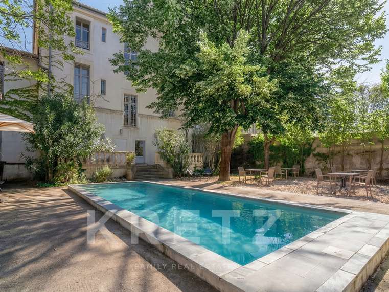 Hôtel particulier Nîmes - 7 chambres - 435m²