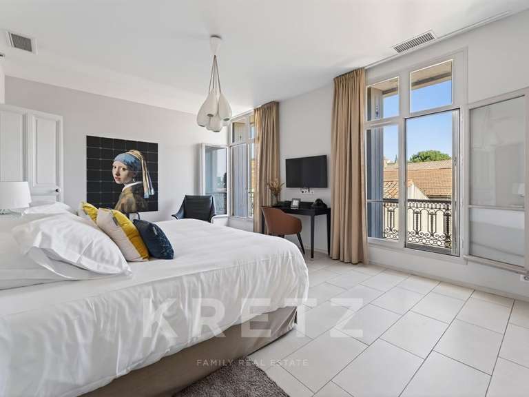 Hôtel particulier Nîmes - 7 chambres - 435m²
