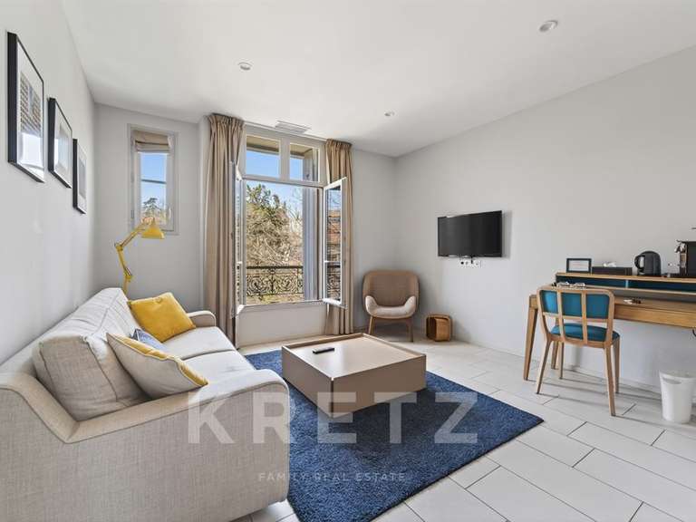 Hôtel particulier Nîmes - 7 chambres - 435m²