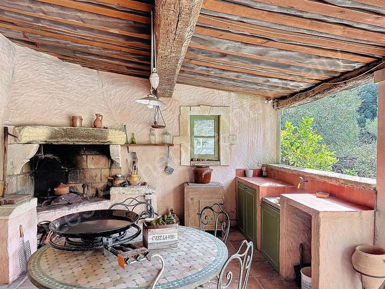 House Nîmes - 4 bedrooms - 210m²