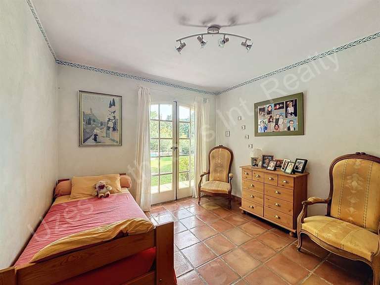 House Nîmes - 4 bedrooms - 210m²