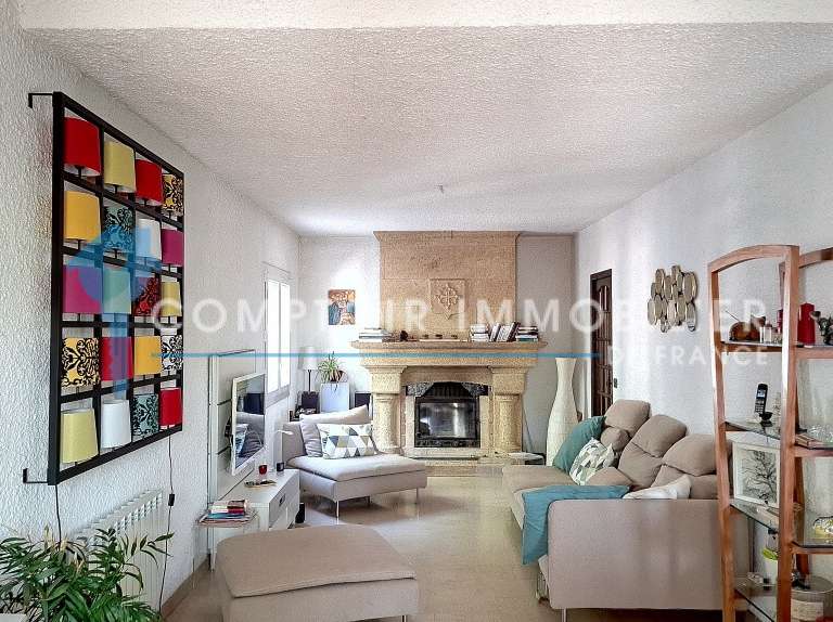 House Nîmes - 13 bedrooms - 409m²