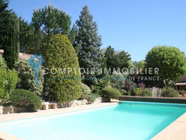 House Nîmes - 13 bedrooms - 409m²