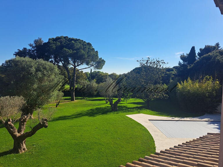 House Nîmes - 4 bedrooms - 300m²