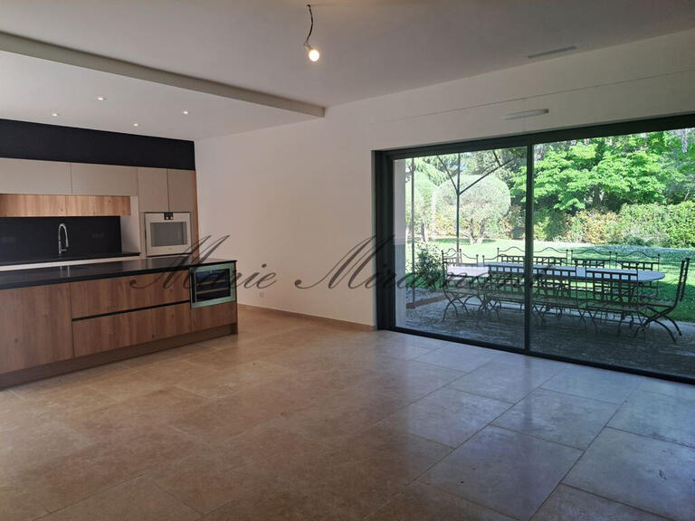 House Nîmes - 4 bedrooms - 300m²