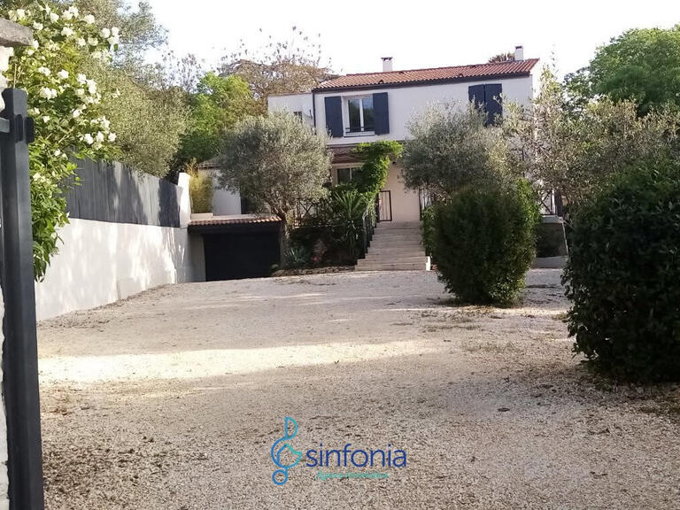 House Nîmes - 4 bedrooms - 160m²