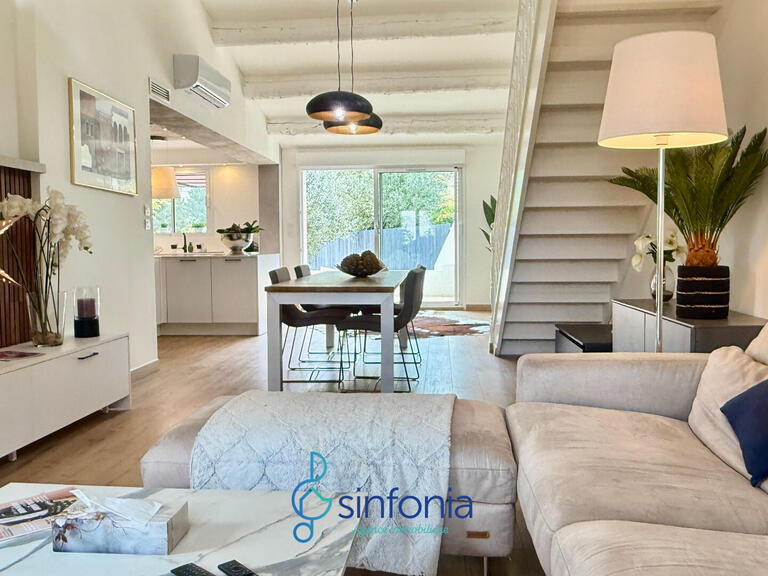 Maison Nîmes - 4 chambres - 160m²