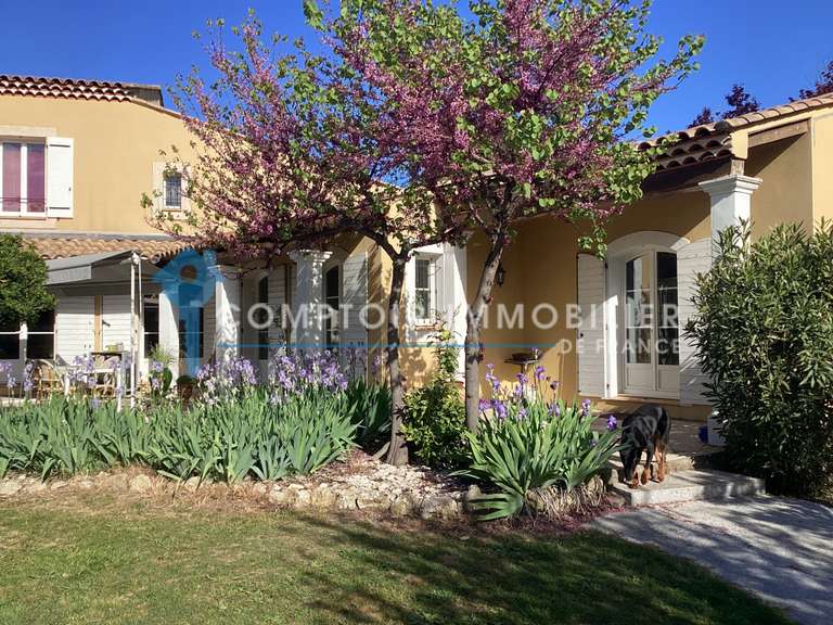 Maison Nîmes - 6 chambres - 230m²