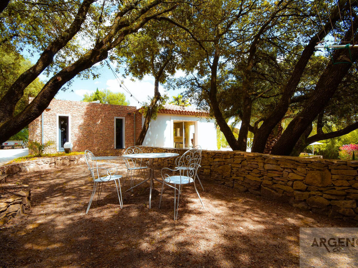 House Nîmes