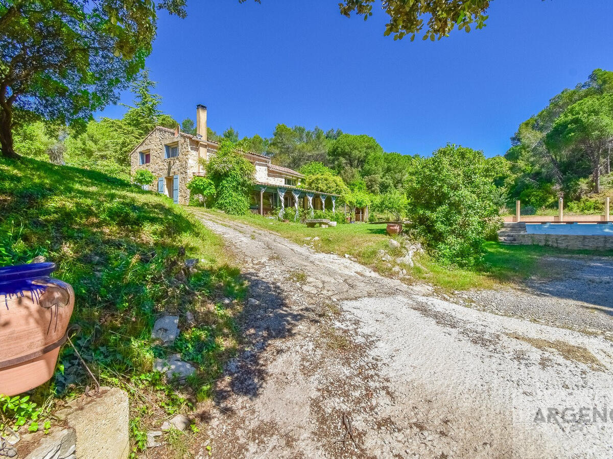 House Nîmes