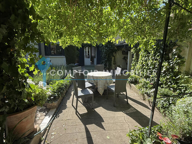 House Nîmes - 5 bedrooms - 180m²