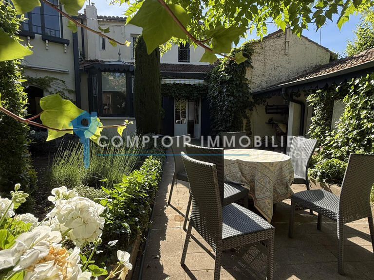 House Nîmes - 5 bedrooms - 180m²