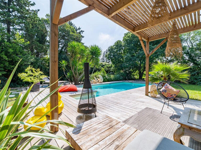 House Nîmes - 5 bedrooms - 250m²