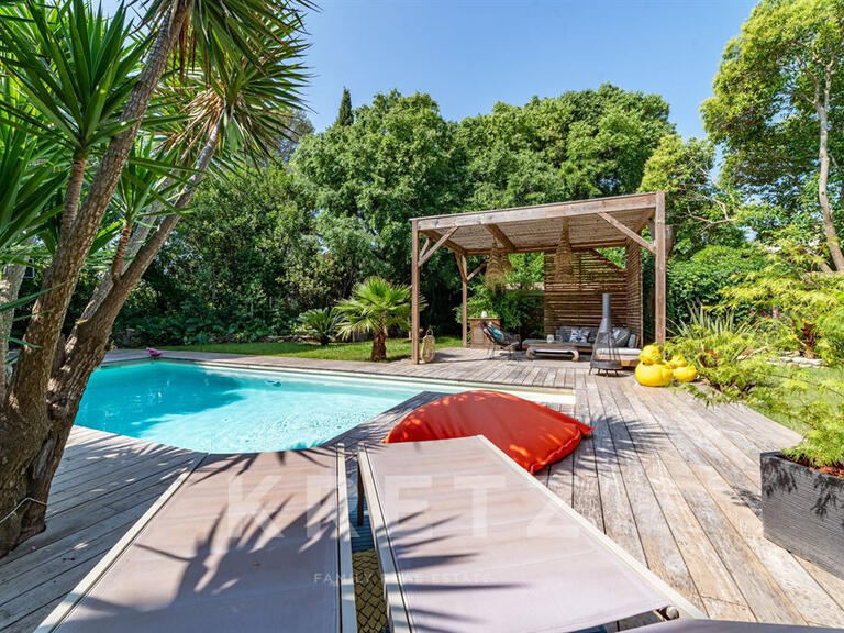 House Nîmes - 5 bedrooms - 250m²