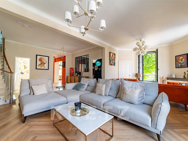 House Nîmes - 5 bedrooms - 250m²