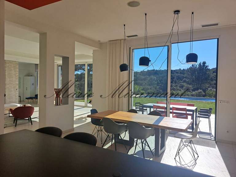 Maison Nîmes - 6 chambres - 300m²