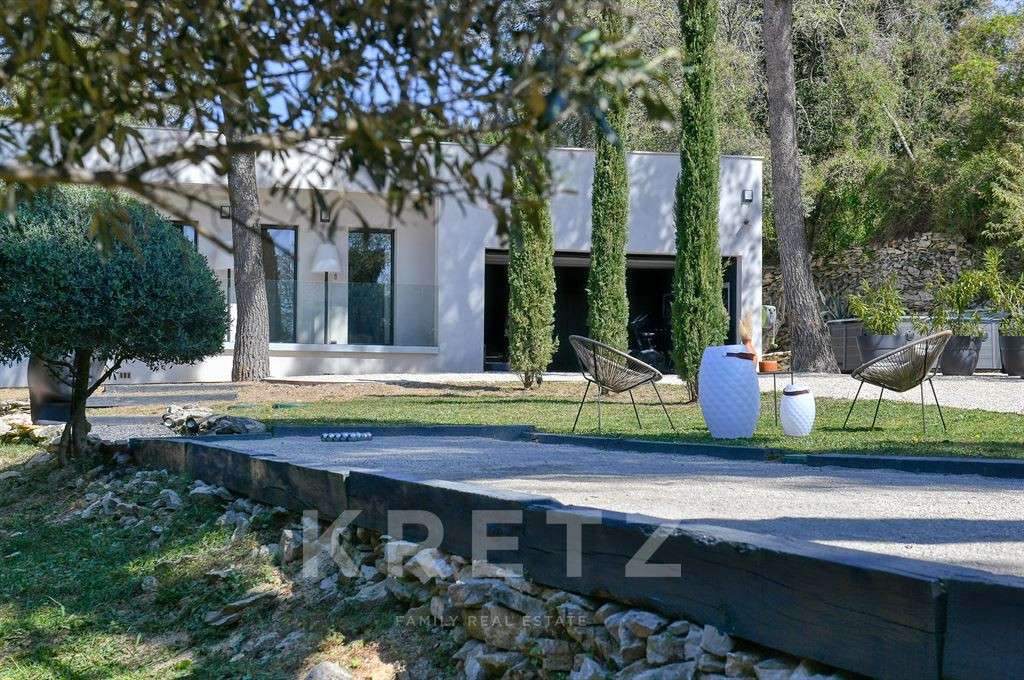 House Nîmes