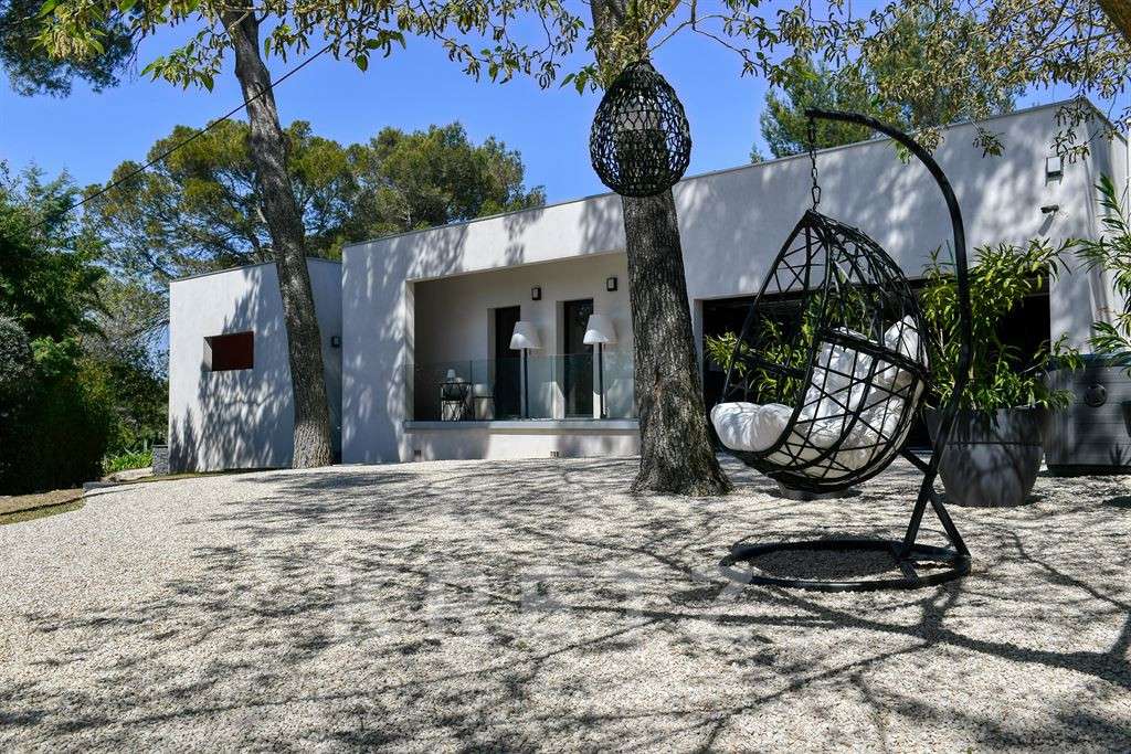 House Nîmes