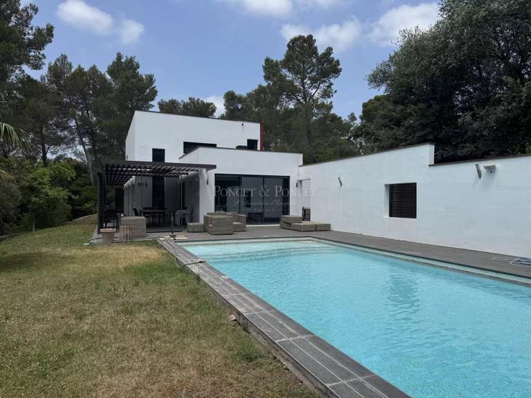 Maison Nîmes - 7 chambres - 287m²