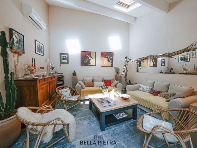 Maison Nîmes - 4 chambres - 240m²