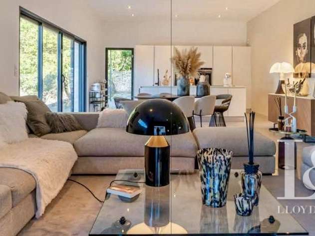 House Nîmes - 4 bedrooms - 191m²