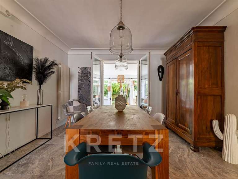 House Nîmes - 4 bedrooms - 200m²