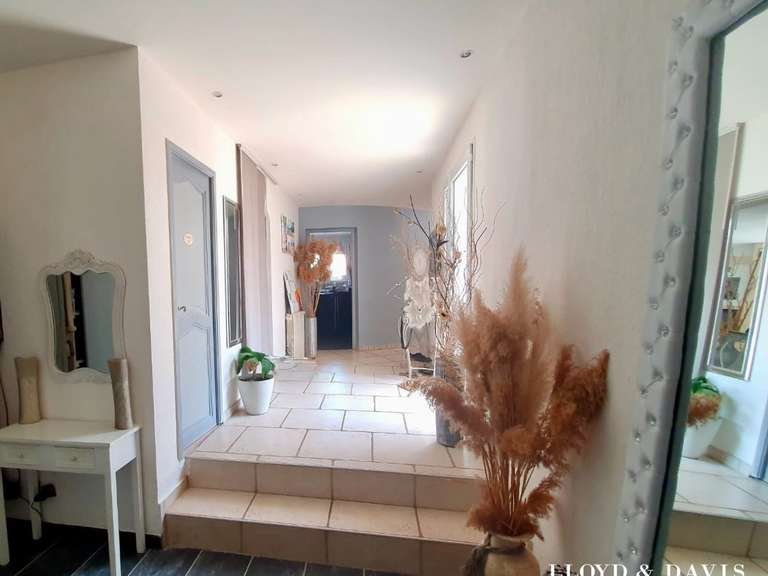 Maison Nîmes - 12 chambres - 356m²