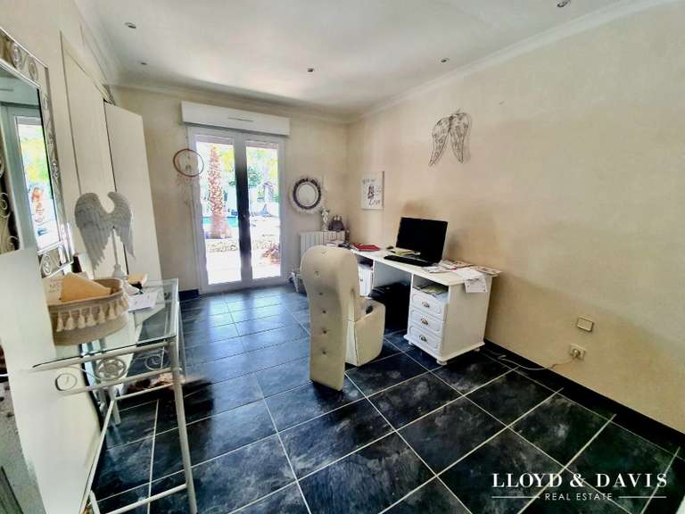 Maison Nîmes - 12 chambres - 356m²