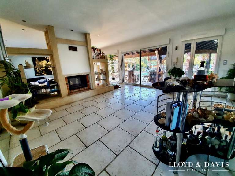 Maison Nîmes - 12 chambres - 356m²