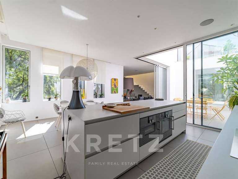 Maison Nîmes - 6 chambres - 330m²